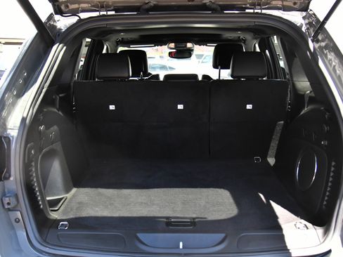 Used 2022 Jeep Grand Cherokee Laredo X AWD/4WD image 42