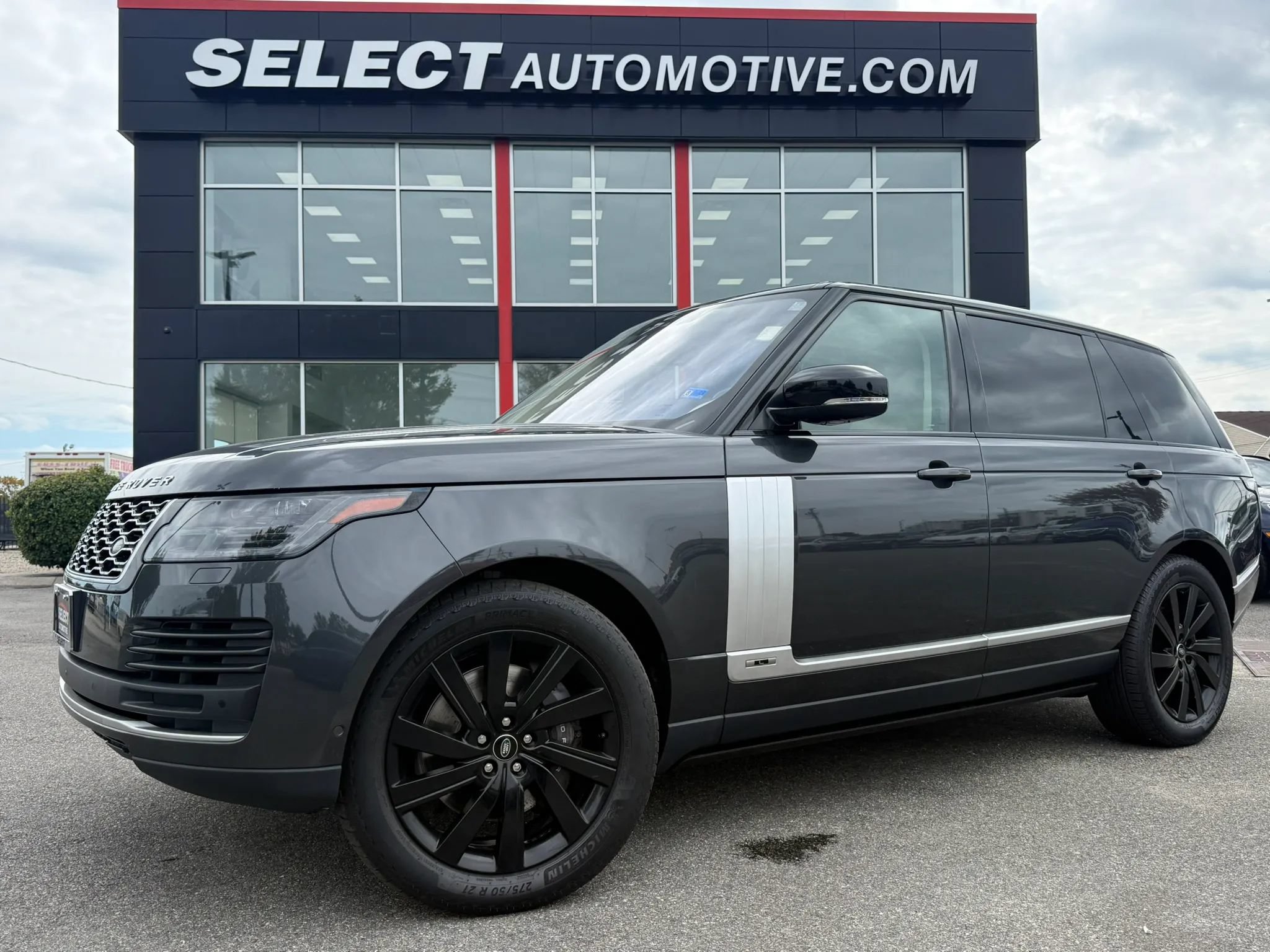 Used 2020 Land Rover Range Rover Long Wheelbase HSE AWD/4WD image 1