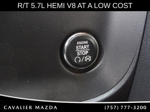 Used 2013 Dodge Challenger R/T RWD image 21