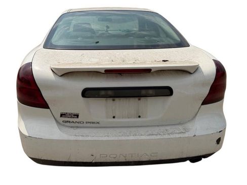 Used 2008 Pontiac Grand Prix w/ Preferred Package FWD image 4