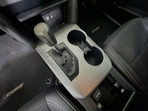 Used 2013 Toyota Camry SE FWD image 21