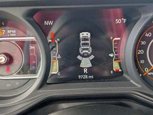 Used 2024 Jeep Wrangler Sport S image 31