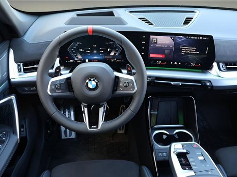 Used 2026 BMW X1 M35i w/ Technology Package image 15
