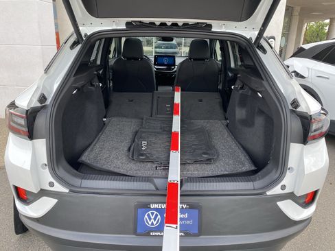 Certified 2023 Volkswagen ID.4 Pro S AWD/4WD image 21