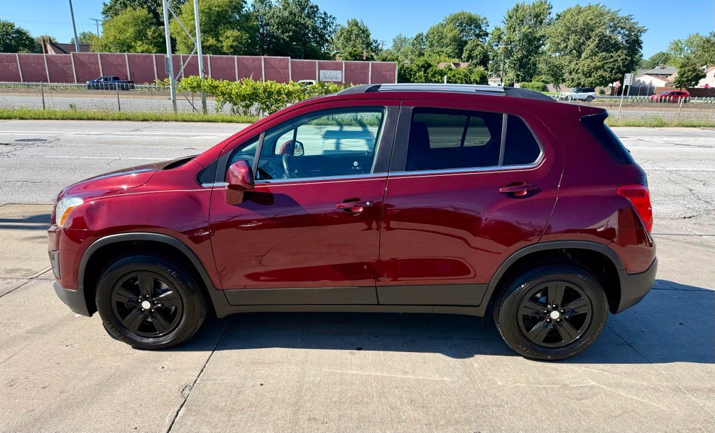 Used 2016 Chevrolet Trax LT w/ LT Convenience Package AWD/4WD image 11
