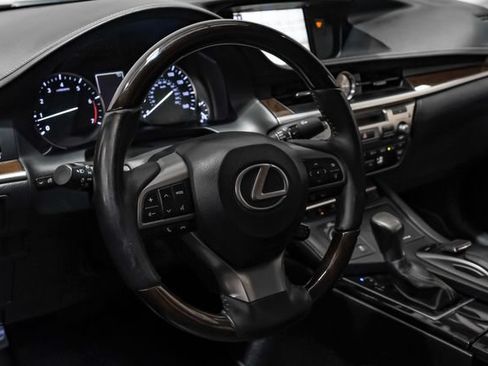 Used 2017 Lexus ES 350 FWD image 24