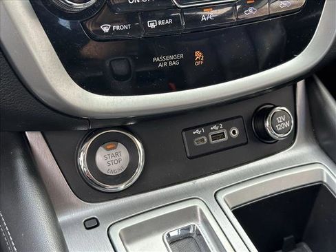 Used 2019 Nissan Murano SL image 16
