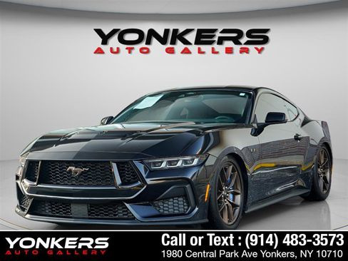 Used 2024 Ford Mustang GT Premium image 17