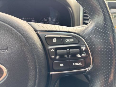 Used 2018 Kia Sportage SX image 18