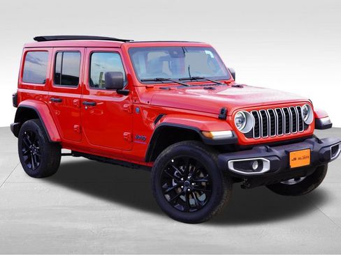 Certified 2025 Jeep Wrangler Unlimited Sahara w/ Safety Group image 2
