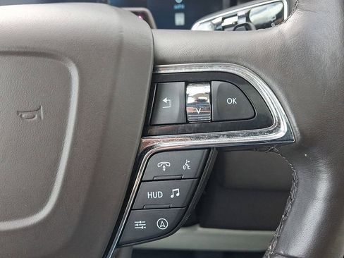 Certified 2024 Lincoln Navigator Black Label AWD/4WD image 23