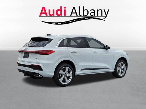 New 2025 Audi Q5 Premium Plus AWD/4WD image 4
