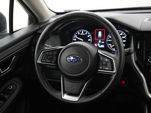 Used 2025 Subaru Outback Premium AWD/4WD image 14