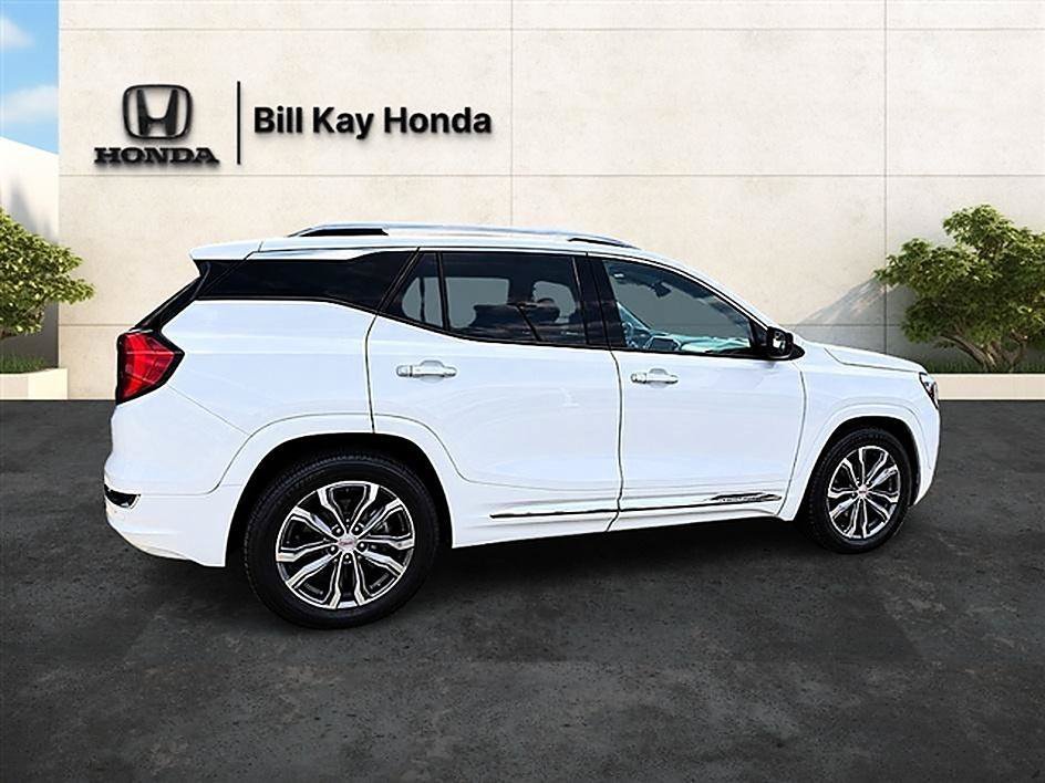 Used 2019 GMC Terrain Denali FWD image 3