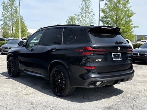 New 2026 BMW X5 xDrive40i w/ M Sport Package AWD/4WD image 5