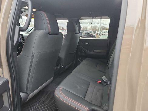 Used 2023 Nissan Frontier PRO-4X w/ Pro Convenience Package image 10