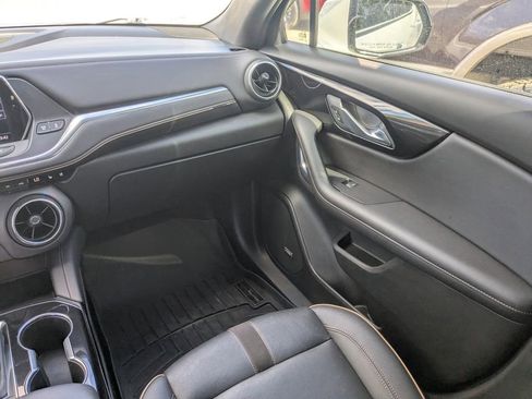 Used 2022 Chevrolet Blazer Premier w/ Enhanced Convenience Package FWD image 18