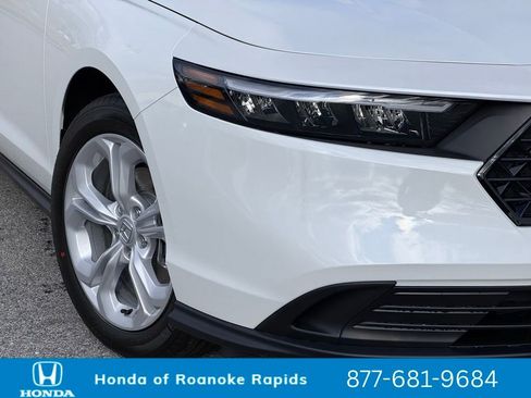 New 2026 Honda Accord LX image 33