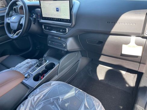 New 2025 Ford Bronco Sport Outer Banks w/ Outer Banks Tech Package+ image 15