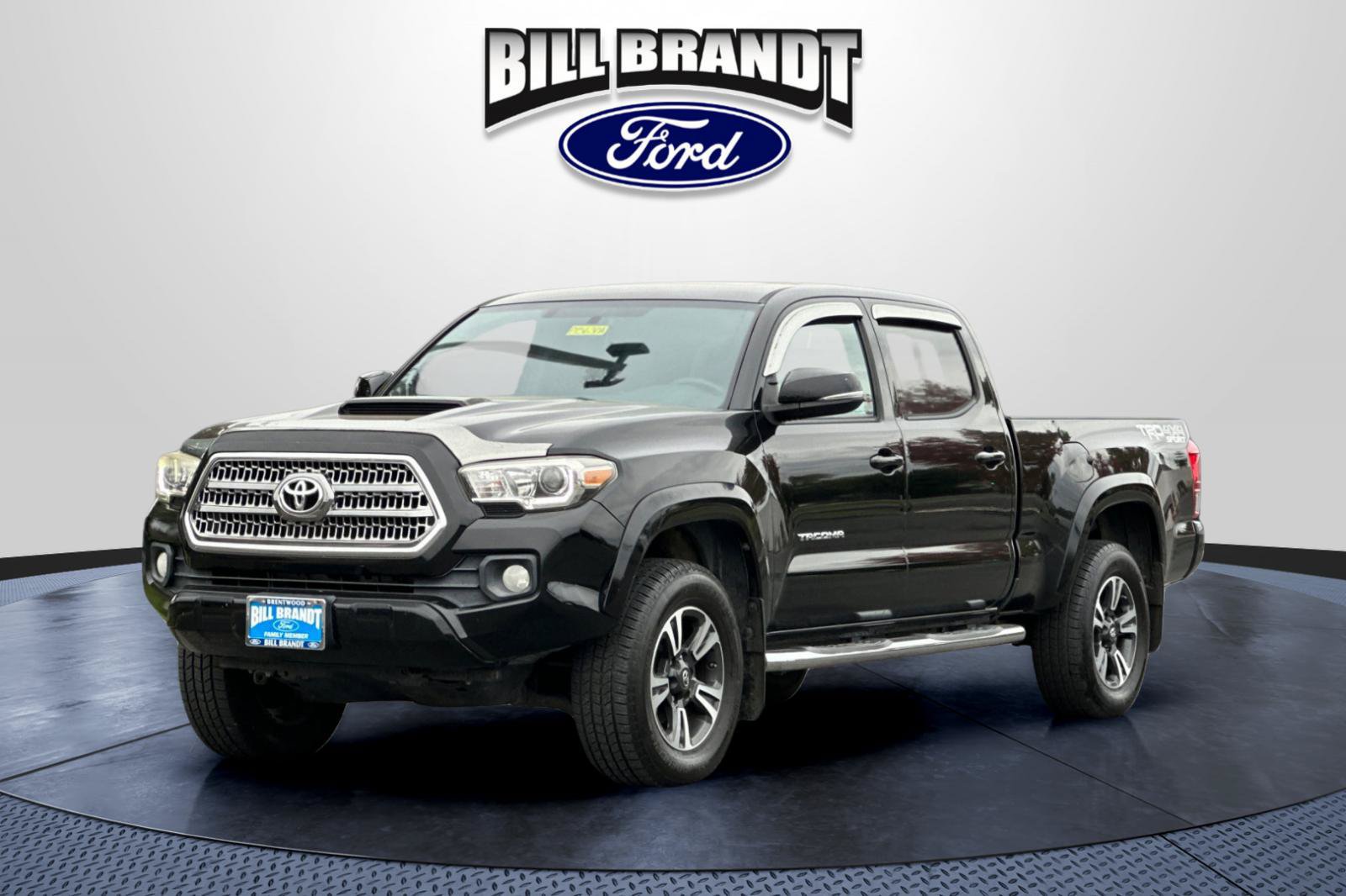 Used 2016 Toyota Tacoma TRD Sport AWD/4WD image 7
