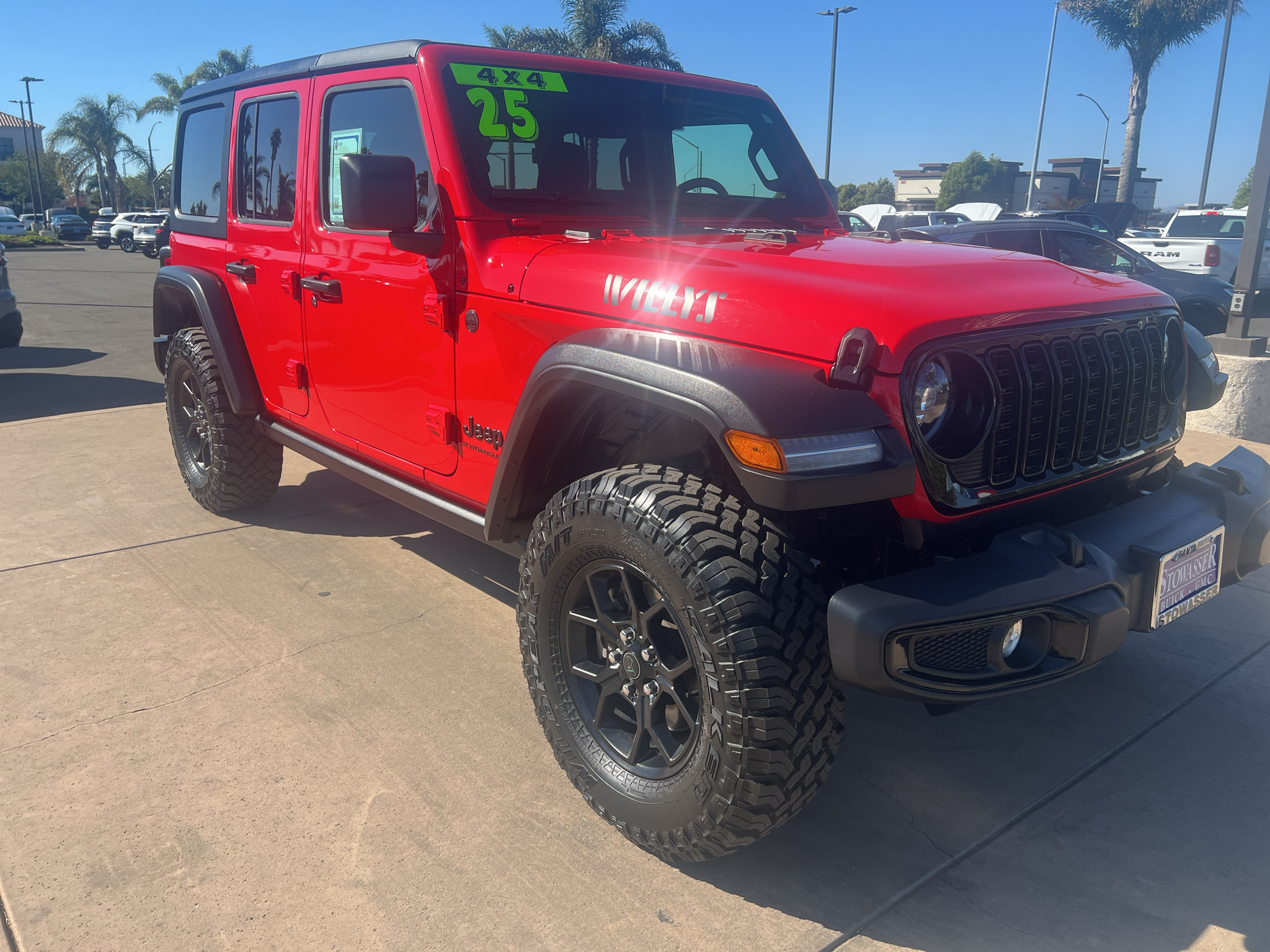 Used 2025 Jeep Wrangler Unlimited Sport AWD/4WD image 3