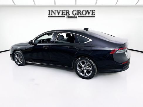 Used 2023 Honda Accord EX image 7