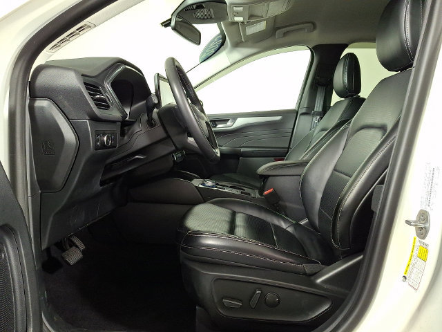 Used 2023 Ford Escape Platinum AWD/4WD image 15