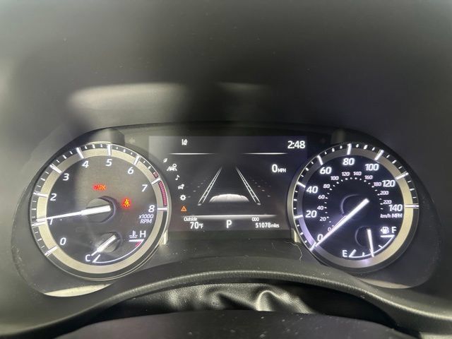 Used 2022 Toyota Highlander XLE AWD/4WD image 28