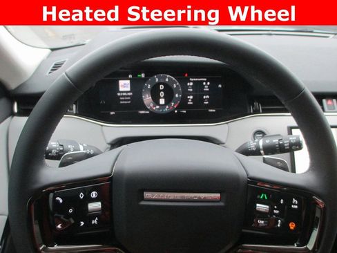 Used 2025 Land Rover Range Rover Evoque Dynamic SE image 26