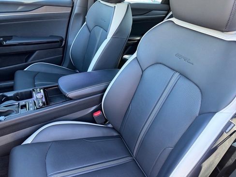 Used 2025 Kia K5 GT-Line image 11