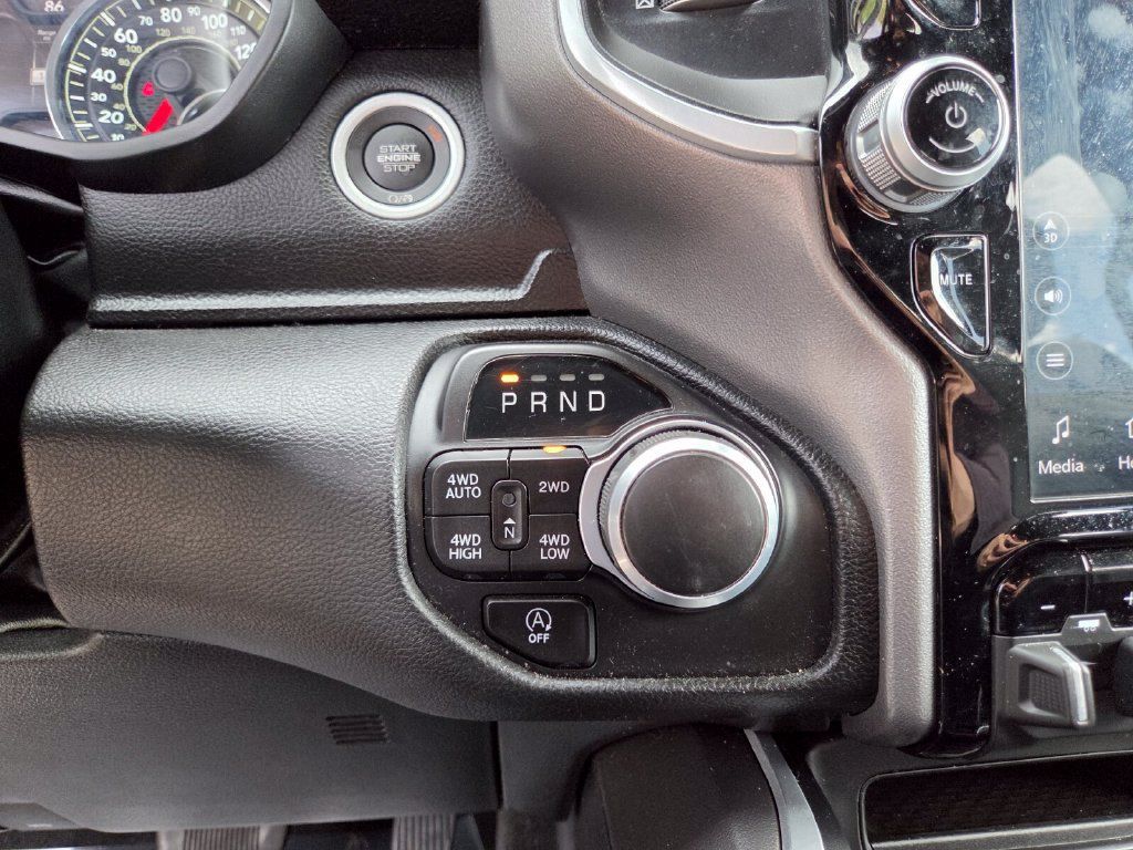 Used 2023 RAM 1500 Big Horn AWD/4WD image 30