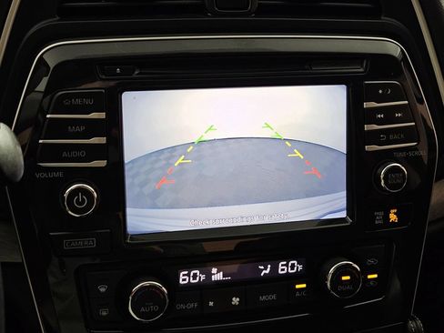 Used 2017 Nissan Maxima 3.5 SL FWD image 12