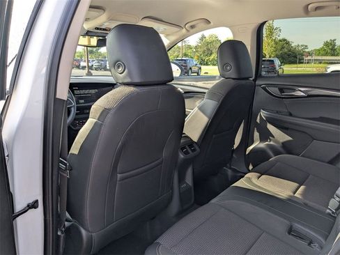 Used 2023 Buick Envision Preferred image 27