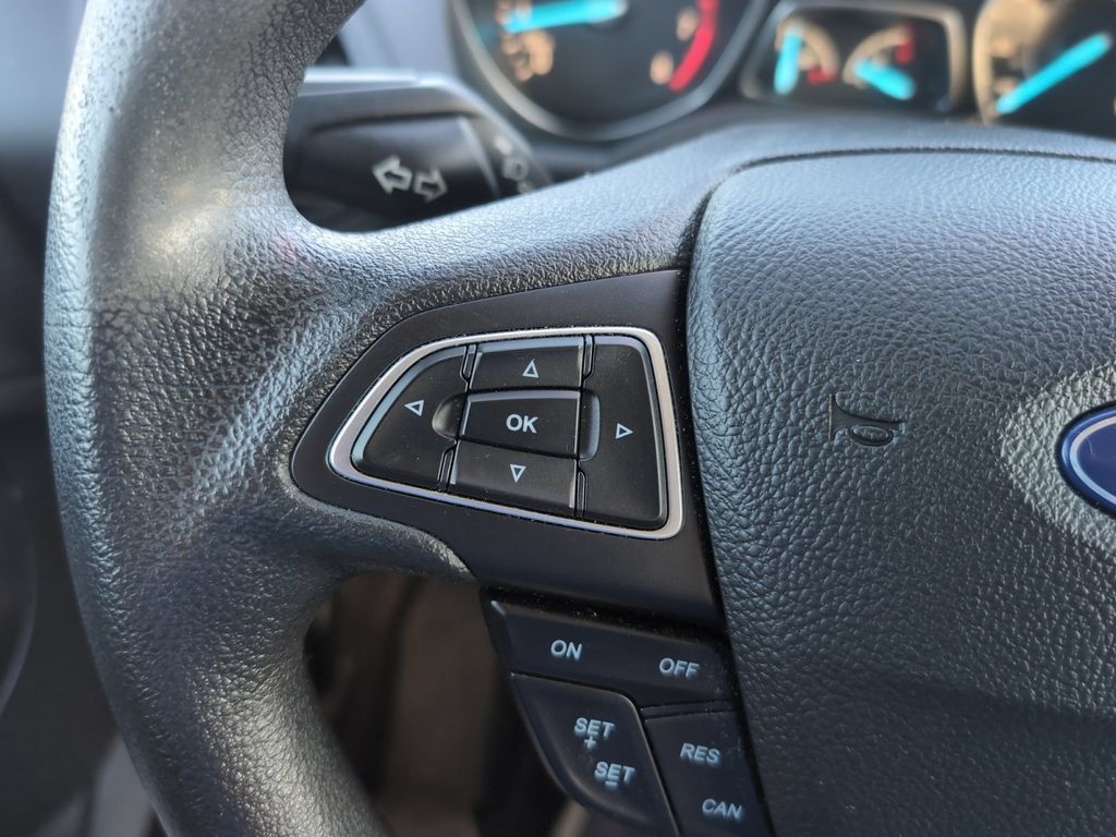 Used 2018 Ford Escape SE AWD/4WD image 16