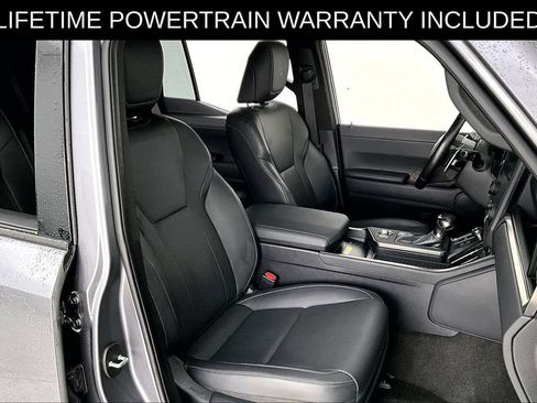 Used 2024 Lexus GX 550 w/ Cold Area Package AWD/4WD image 9