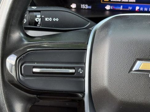 Used 2024 Chevrolet Colorado LT RWD image 17