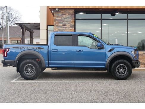Used 2019 Ford F150 Raptor w/ Equipment Group 802A Luxury image 2