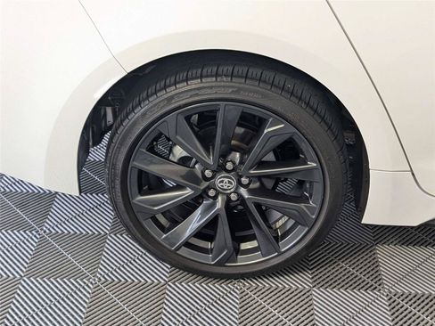 Used 2024 Toyota Corolla SE FWD image 9