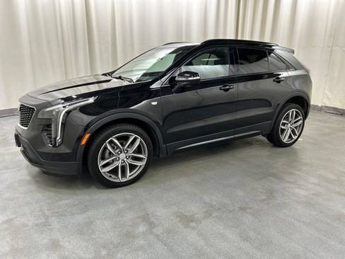 Used 2023 Cadillac XT4 Sport AWD/4WD image 2