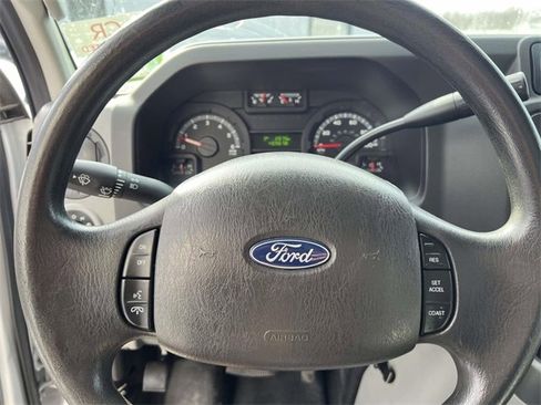 Used 2019 Ford E-350 and Econoline 350 Super Duty w/ Power Windows & Locks Group image 26