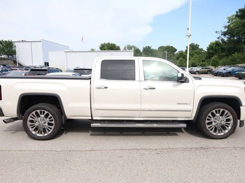 Used 2014 GMC Sierra 1500 Denali w/ Driver Alert Package AWD/4WD image 2