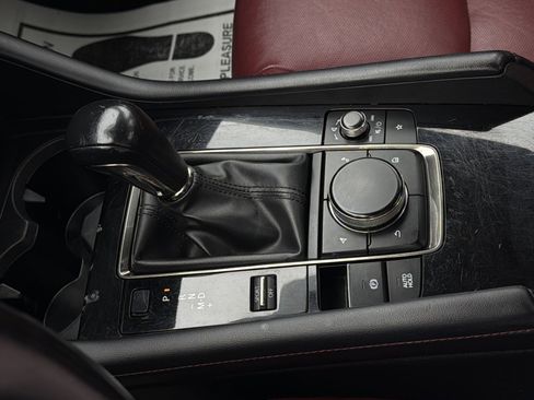 Used 2023 MAZDA MAZDA3 s image 22