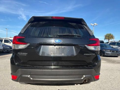 Used 2023 Subaru Forester Premium AWD/4WD image 7