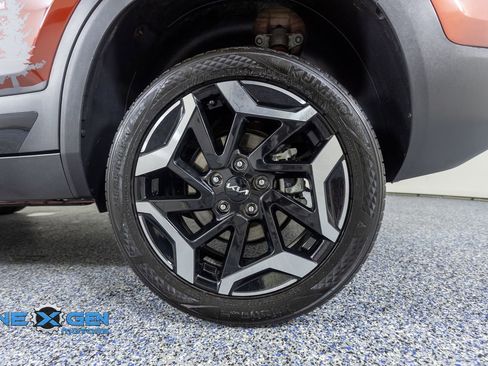 Used 2025 Kia Seltos SX w/ SX Sunroof Package AWD/4WD image 46