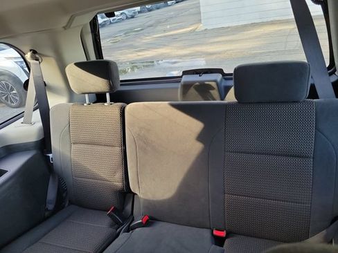 Used 2013 Nissan Armada SV RWD image 13
