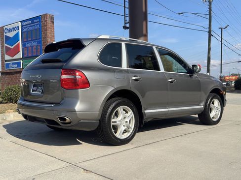 Used 2008 Porsche Cayenne S image 15