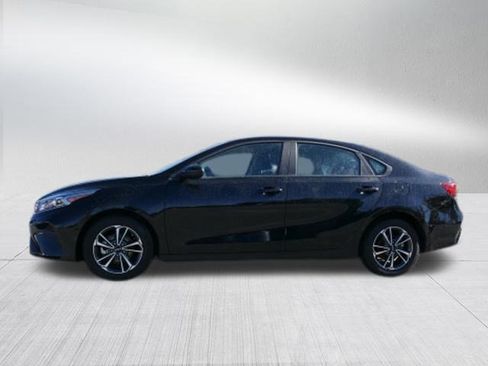 Used 2024 Kia Forte LXS image 6