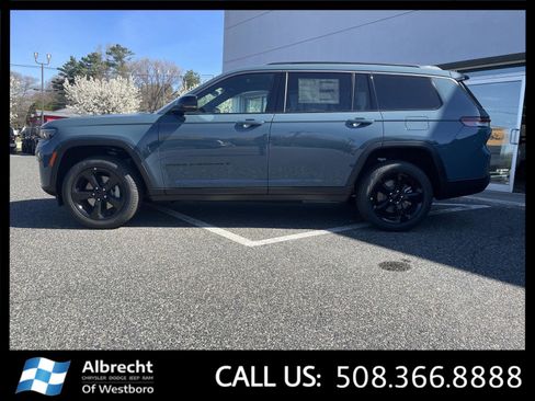 New 2026 Jeep Grand Cherokee L Limited AWD/4WD image 2