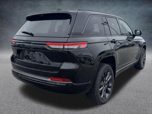 New 2026 Jeep Grand Cherokee Limited AWD/4WD image 2