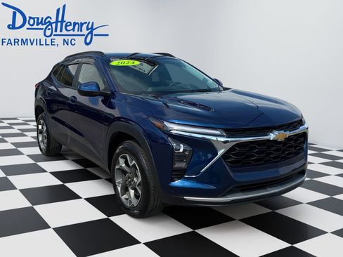 Used 2024 Chevrolet Trax LT w/ Driver Confidence Package image 6